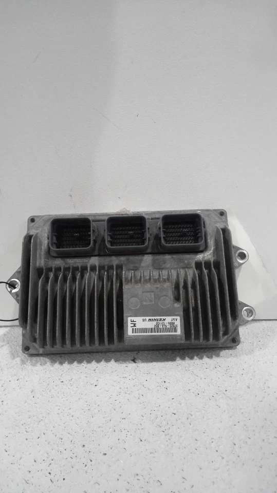 2016 Honda CR-V Engine Control Module ECM 2.4L OEM 67000 Miles NJ25-10535-313619 Foto 1 de 4