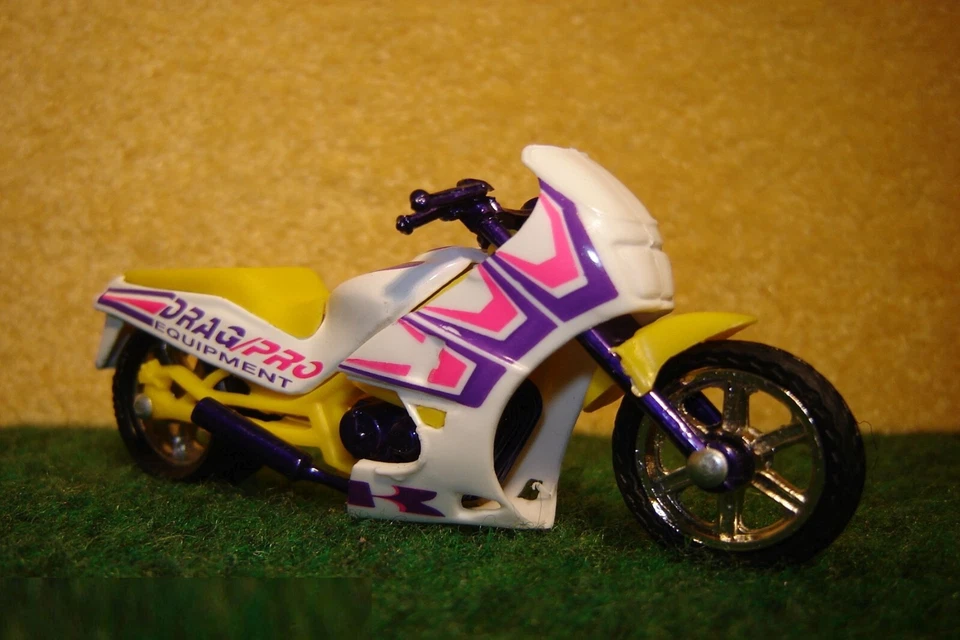 1:24 Kawasaki Dragster Gelb Dragpro MOTOR MAX 00925 - Bild 1 von 1