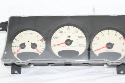 Cuadro de instrumentos velocímetro 2002 PT Cruiser tablero indicadores 102.486 millas Foto 1 de 4