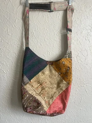 Beni Nepal 100% Silk Shoulder Hobo Bag Boho Patchwork  Zipper Tote Artsy Indie - Image 1 of 4