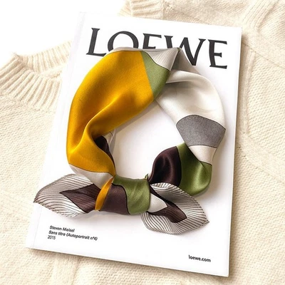 Bufanda cuadrada 100 % seda morera 53*53 cm mujer pañuelo envolvente Foto 1 de 3