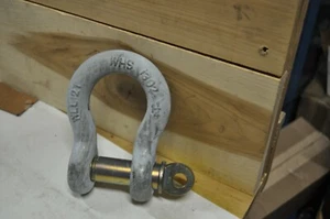 WH SMITH 12 Ton SHACKLE USA MADE MIL SURPLUS VERY SMOOTH PIN - Picture 1 of 3