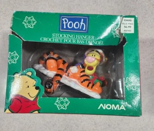 Vintage Disney Tigger In Christmas Hat Stocking Hanger Holder Winnie the Pooh - Picture 1 of 4