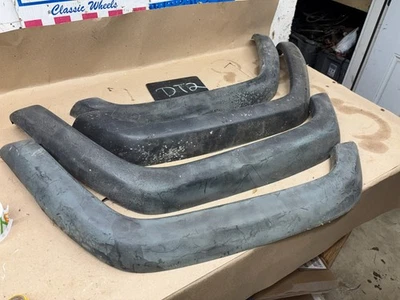 Jeep Cherokee 1997 98 99 2000 2001 juego completo guardabarros texturizado llamaradas destello OEM Foto 1 de 4