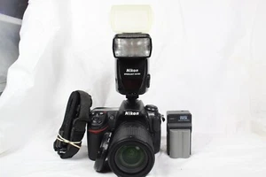 Nikon D300s camera & 18-135mm/f1:3.5-5.6 lens & SB-800 flash - Picture 1 of 10