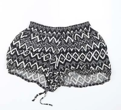 BeBop Womens Black Polyester Blend Bermuda Shorts Size M Reg - Image 1 of 4