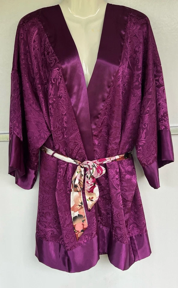 Victoria's Secret золотой этикетки халат кимоно M/L винтажный фиолетовый цветочный милый Y2K - Изображение 1 из 4