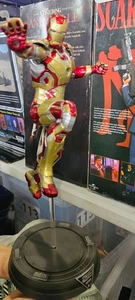 Marvel Hot Toys Power Pose Iron Man 3 Mark XLII 1/6 Scale Figure Boxed - Picture 1 of 4