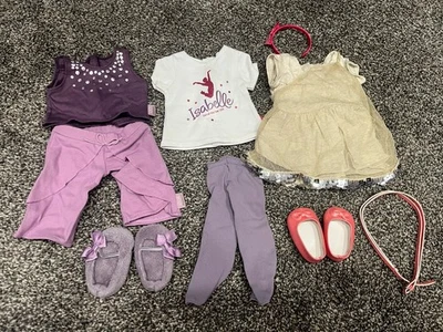 American Girl GOTY 2014 Изабель Палмер одежда лот - пижамы футболка золотое платье - Изображение 1 из 3