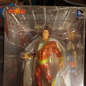Kotobukiya Shazam New 52 ArtFX+ Statue DC Comics NEW SEALED - Picture 1 of 5