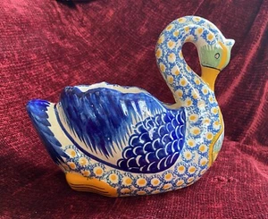 Vintage Henriot Quimper Hand Painted Signed 125 Large 8" Swan Bowl Circa 1922-68 - Picture 1 of 9
