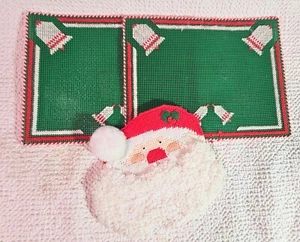 Vtg Plastic Pair PlaceMats Christmas & Santa Clause Head Cross Stitch NOT A KIT - Picture 1 of 10