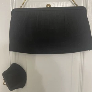 Vintage After five Black satin with gold closure small evening bag A Attached - Bild 1 von 5