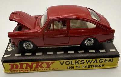 DINKY TOYS MECCANO Nº163 VOLKSWAGEN VW 1600 TL FASTBACK 1966 EN CAJA Foto 1 de 4