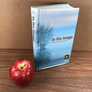 Devotional Bible 1989 In His Image New Living Translation NLT 1369 Pages Vintage - Imagen 1 de 24