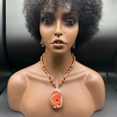 COLLAR COLGANTE CABALLO JASPE ROJO NATURAL TALLADO A MANO Y ER'S EN PLATA DE LEY Foto 1 de 4