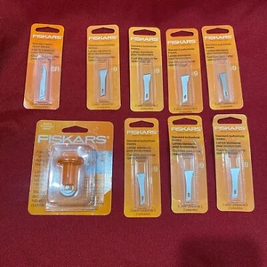 9 LOT FISKARS STANDARD BUTTONHOLE BLADES #9 SEAM RIPPER FABRIC CIRCLE CUTTER NEW - Imagen 1 de 1