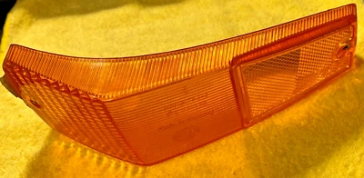 Hella-Germany Left Front Turn Signal Lens for 71-73 Volkswagen 411 Foto 1 de 2