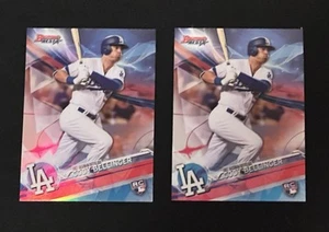 2017 Bowman's Best Refractor + Base #65 Cody Bellinger RC - Picture 1 of 2