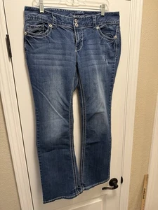 Pantalones de mezclilla Maurices elásticos para mujer 11/12 cortos bootcut azul - Imagen 1 de 8