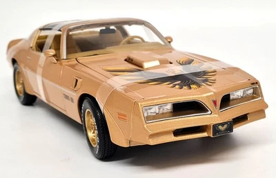 Maisto 1/18 Pontiac Firebird Trans Am Metallic Gold Diecast Scale Model Car - Image 1 of 4