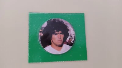 BARCELONA ARGENTINA NAPOLES DIEGO MARADONA ROOKIE CHAPA RARA 84 85 CAMPIONISSIMI - Imagen 1 de 4