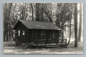 Reynold's Redwoods Cottage 20 Piercy California RPPC Vintage Postcard - Picture 1 of 2