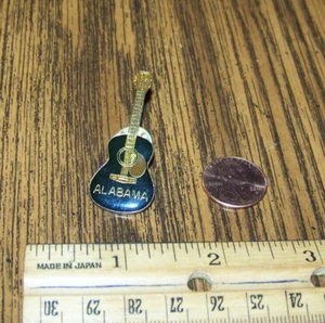 Alabama Vintage 1980's Pin "Guitar Black" (Small Pinback) - Bild 1 von 2