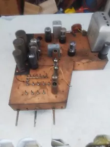 MOTOROLA VT71 /TS-4H TELEVISION CHASSIS - COMPLETE w/TUBES / BALLAST - ORIGINAL - Picture 1 of 10