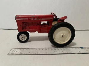 Vintage TRU-SCALE Red Metal Tractor Farming - Picture 1 of 5