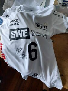 Matchworn und signiertes Trikot Toni Stautz Schwarz Weiss Erfurt Saison 2021/22