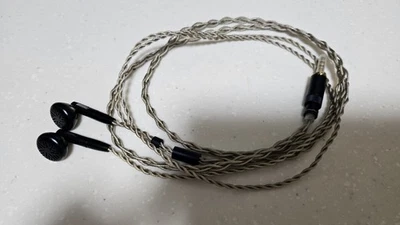 FiiO FF5 Carbon-Based Dynamic Driver in-Ear Earphone Clear Sound & Wide Sounds - Image 1 of 4