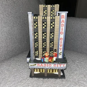 Department 56 Radio City Music Hall Christmas in the City Series With Box - Picture 1 of 12