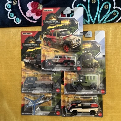 2025 火柴盒侏罗纪世界重生梅赛德斯-奔驰 G63 AMG 6x6 5 件装 — 第 1/4 张图片