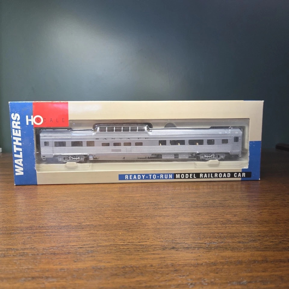 Nuevo Walthers Budd Dome Santa Fe 85' Autobús Modelo Tren HO Coche 932-6485 Foto 1 de 4