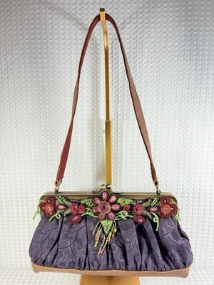 Bolso de mano vintage MARY FRANCES adornado con cuentas cierre de bloqueo de beso púrpura Foto 1 de 4