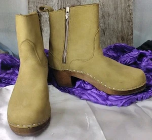Sandgrens Manhattan Clog Boots Size EU 38 US 7.5-8 Tan - Picture 1 of 15