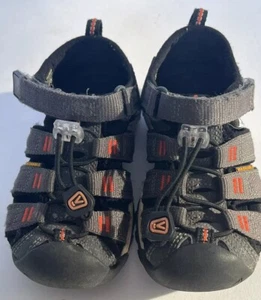 Keen Boys AU7 Black Washable Sandal Shoe Hiking walking trekking - Picture 1 of 8