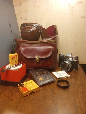 Used Kodak Retina Reflex IV With Case Cover Extra Schneider Lens T1/60, 4/135 MM - Image 1 of 4