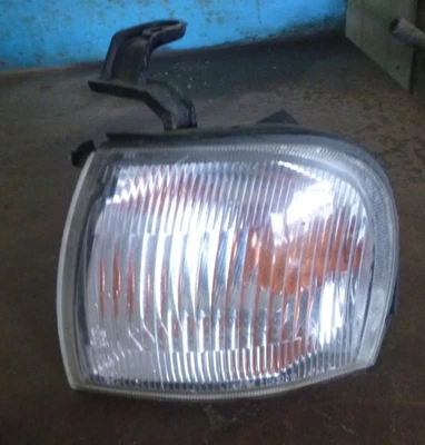 Suzuki Baleno 4/95-12/98 Left Corner Light (B) - Image 1 of 3