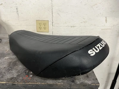 Suzuki DR370 1978 asiento completo Foto 1 de 2