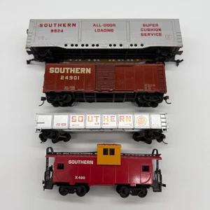 Vintage Bachmann Southern Railway HO Scale Train Car Lot Caboose Box Gondola - Bild 1 von 8