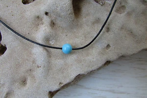 Collar de cuentas azul turquesa cadena de cuero piedras preciosas simples unisex joyería de playa - Imagen 1 de 4