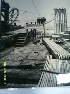 1939 BROOKLYN BRIDGE PASSERELLA NEL 1877 QUADRO LAMINATO - Foto 1 di 1