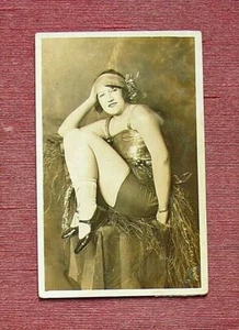 CARNIVAL SIDESHOW HOOCHIE COOCHIE DANCER GRASS SKIRT SEPIA REAL PHOTO POSTCARD - Picture 1 of 2
