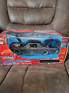 1966 Lincoln Continental Pro Rodz 1:26 Scale Black Maisto Diecast Nice See Pic i