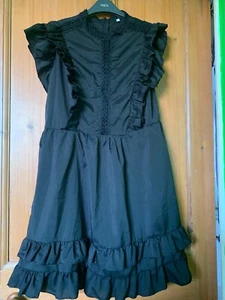 Lovely womens dress size L, lightweight - Picture 1 of 12