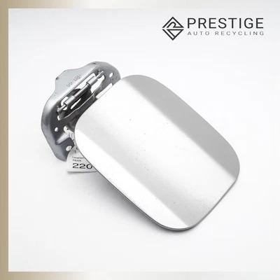 2015-2020 ACURA TLX 燃油填充门盖油箱门银色 63910-TZ3-A00ZZ — 第 1/3 张图片