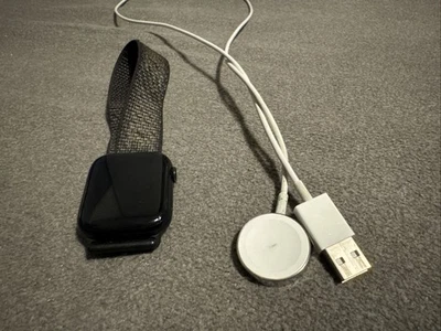 Apple Watch Series 9 Aluminiumgehäuse 45mm - Bild 1 von 4