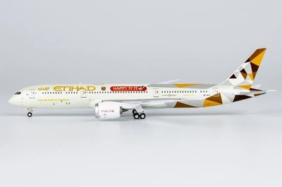 NGmodel Etihad Airways 787-9 A6-BLM 1/400 300051 - Image 1 of 4